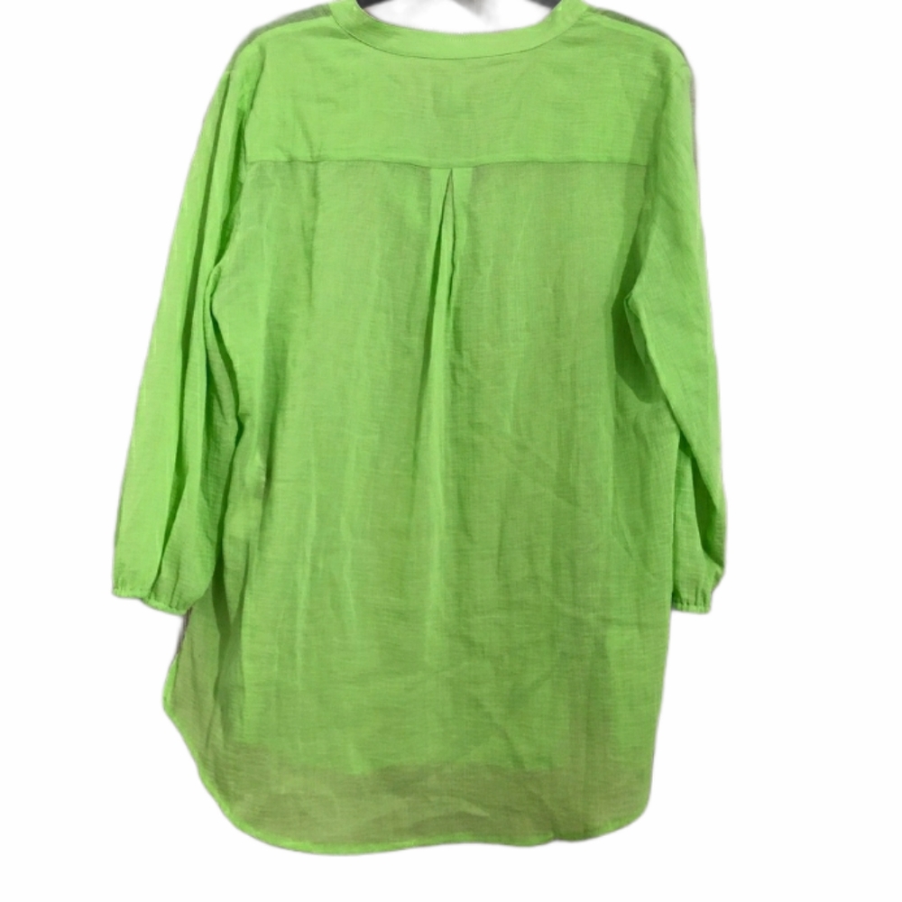 CHICO'S Lightweight Top - Picture 3 of 6